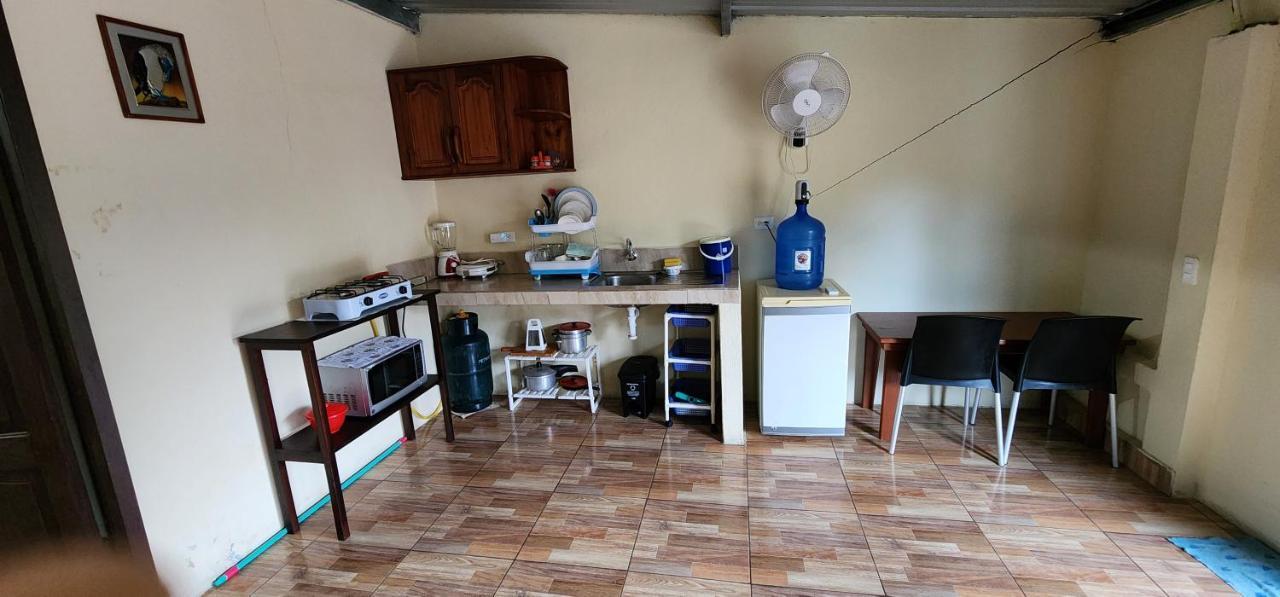 Minidepartamento Semiamoblado, Pto Ayora-Galapagos Apartment Puerto Ayora  Bagian luar foto